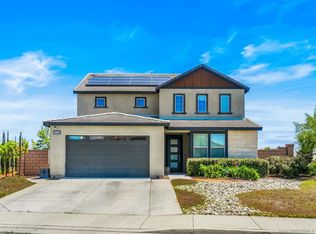36366 Calle Benavente, Winchester, CA 92596