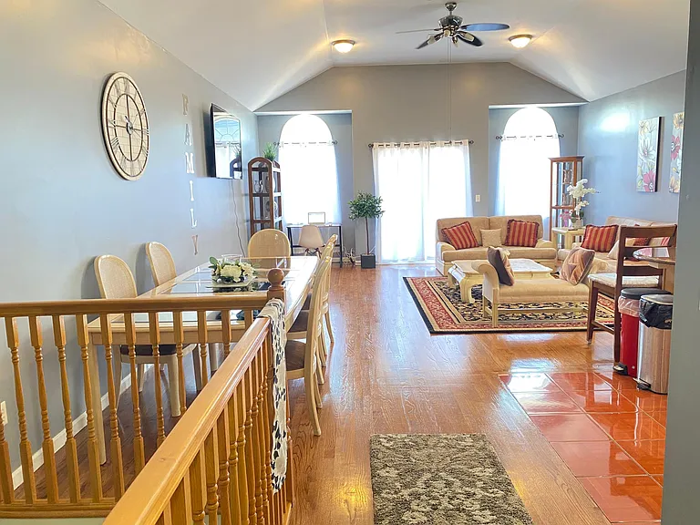 6 Holmes Ave #1 — Photo 24