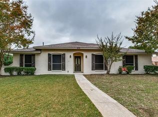 205 Ridgegate Dr, Garland, TX 75040
