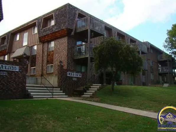 3121 SW Macvicar Ave APT 302B, Topeka, KS 66611