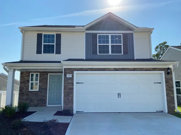 305 Turning Lake Dr, Zebulon, NC 27597