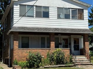 873 Royal Rd, Cleveland, OH 44110