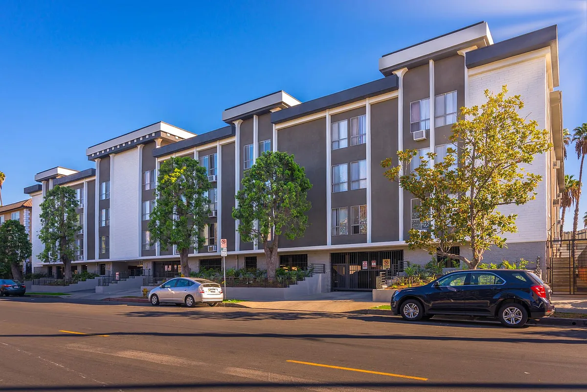 Building Photo - 526 Ardmore