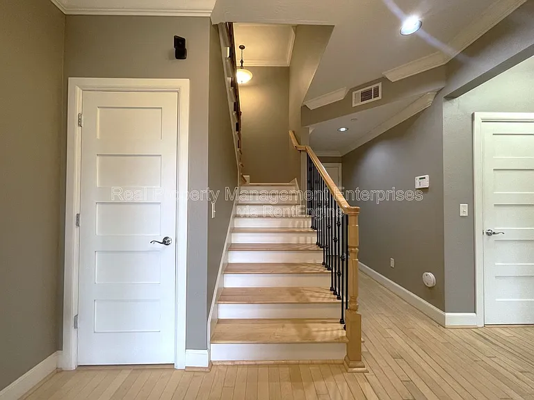 200 Russell M Perry Ave — Photo 10