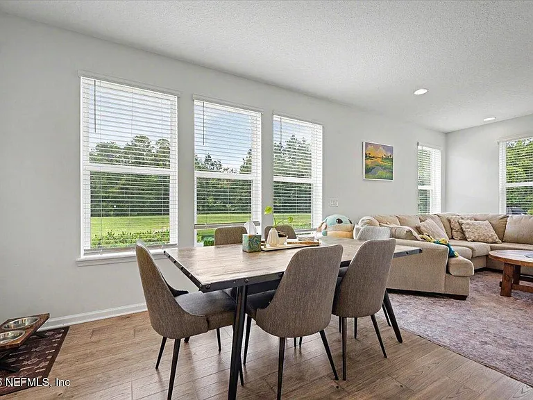 11150 Minnetta Ct — Photo 14