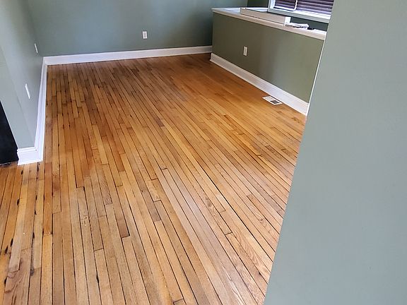 4th image of 156 S Prospect St #156