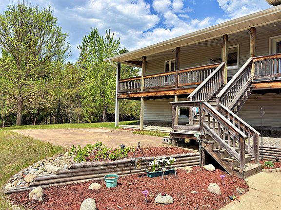 3rd image of 27622 County Road 119