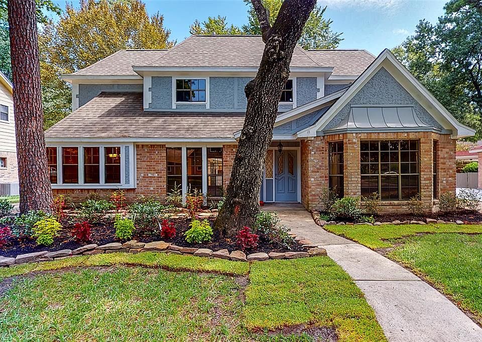 1st image of 2015 Lake Hills Dr