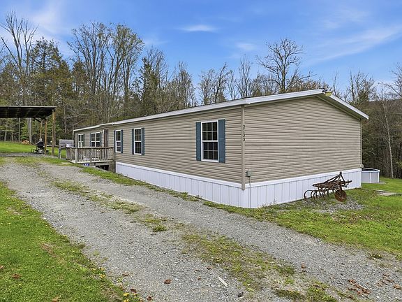 3rd image of 2133 N Orwell Rd