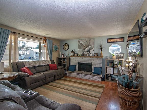 4th image of 7123 E 11th Ave