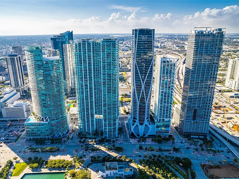 1100 Biscayne Blvd — Photo 10