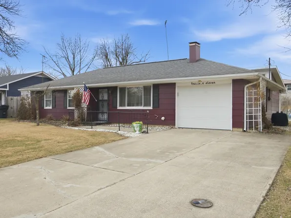 1411 N Woodward St, Lapel, IN 46051