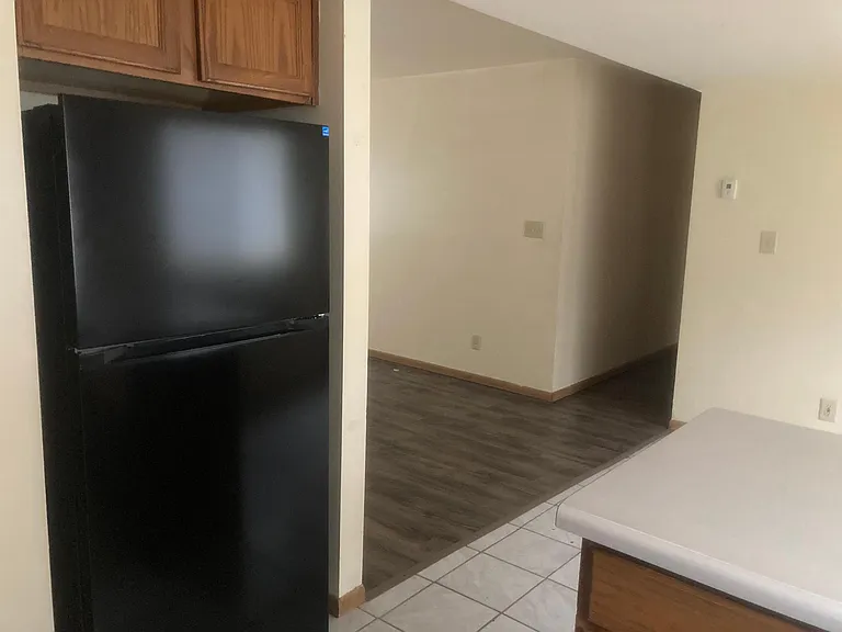 2324 Ashland Cir #1 — Photo 4