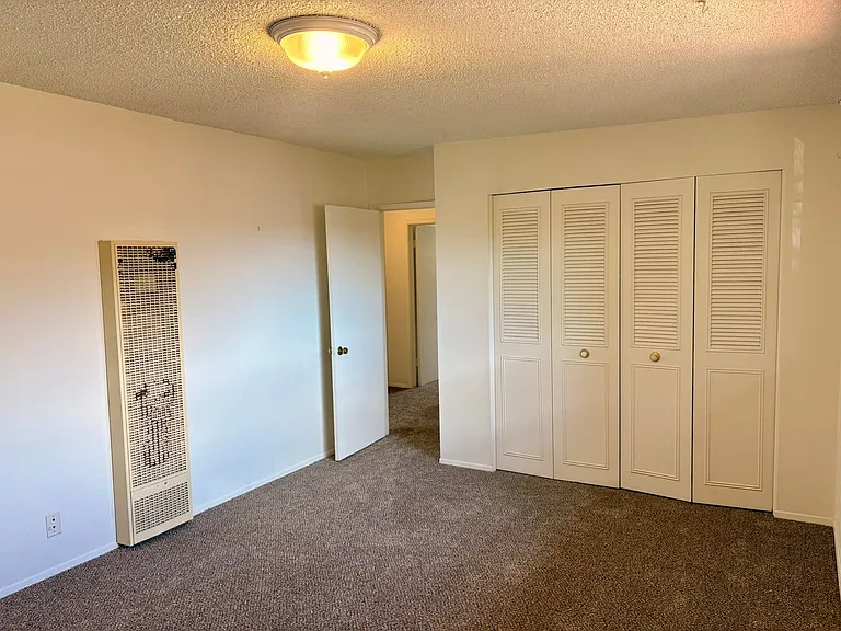 390 Cedar St #19 — Photo 20