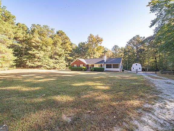 2nd image of 200 Lake Amah Lee Rd