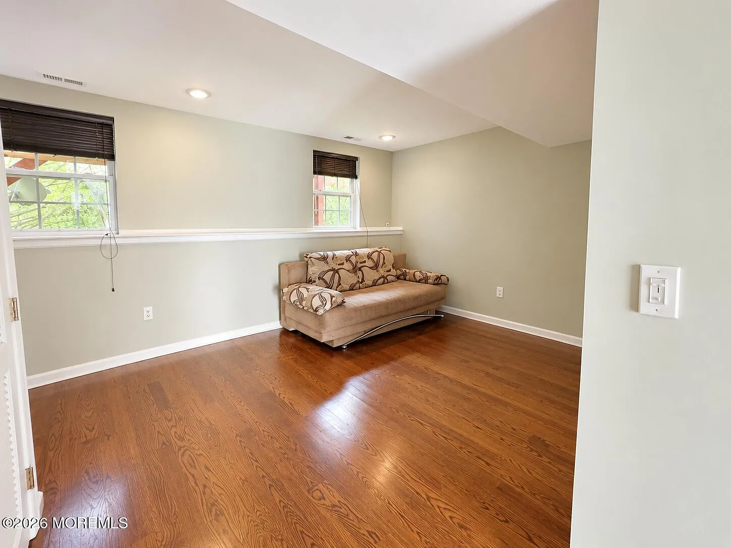 3 bed, 2.5 bath, 1640 sqft, $3,500 — Photo 4