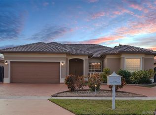16452 NW 89th Ct, Miami Lakes, FL 33018