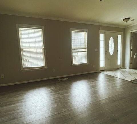 Living area and landing