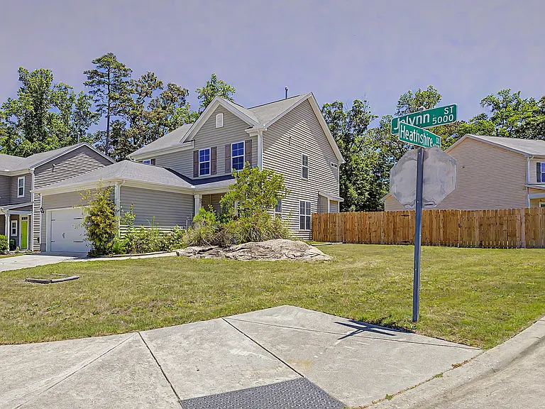 5062 Jelynn St — Photo 1