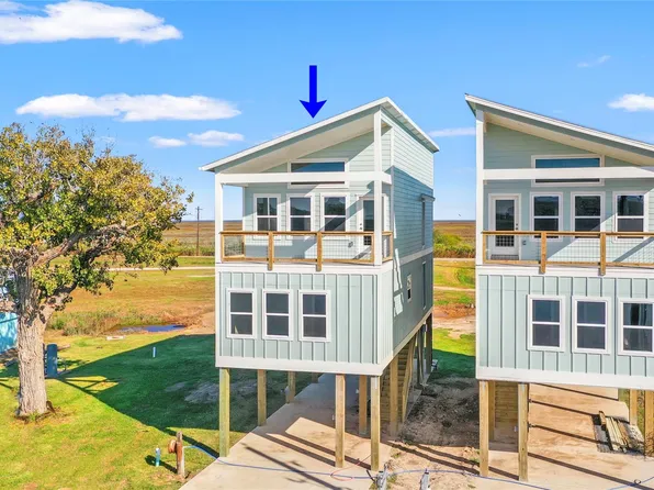 442 Private Rd, Matagorda, TX 77457