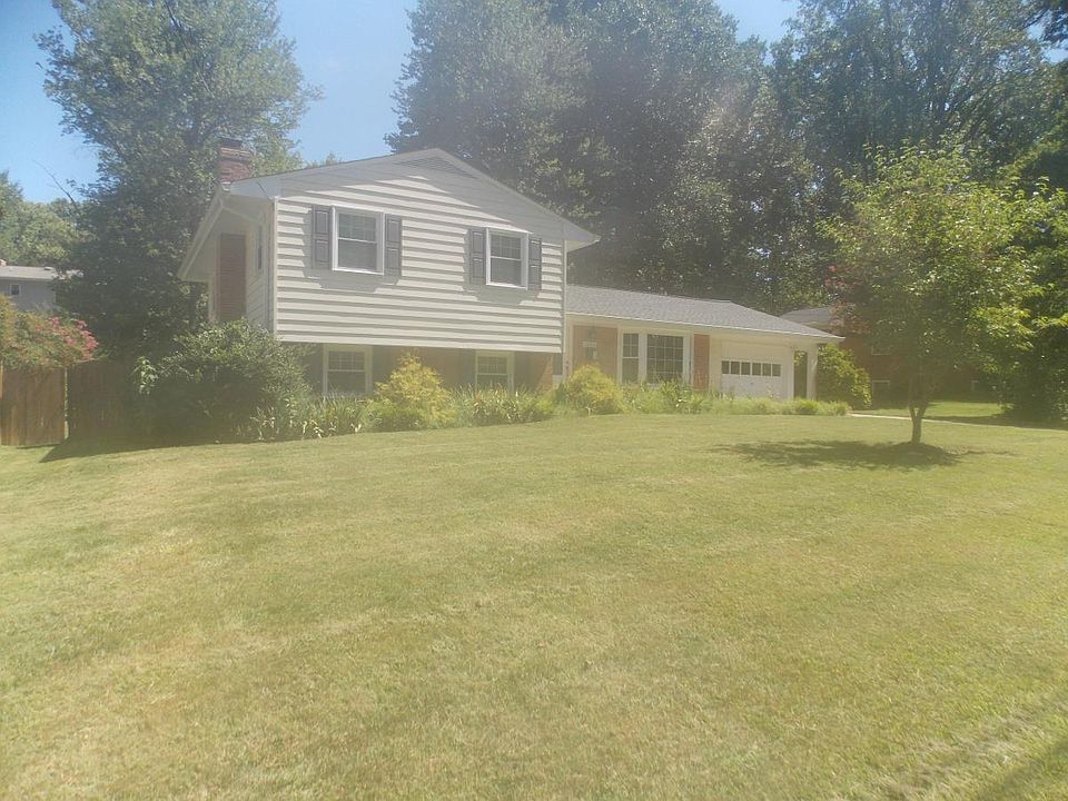 1st image of 1006 Mountfort Ct SW