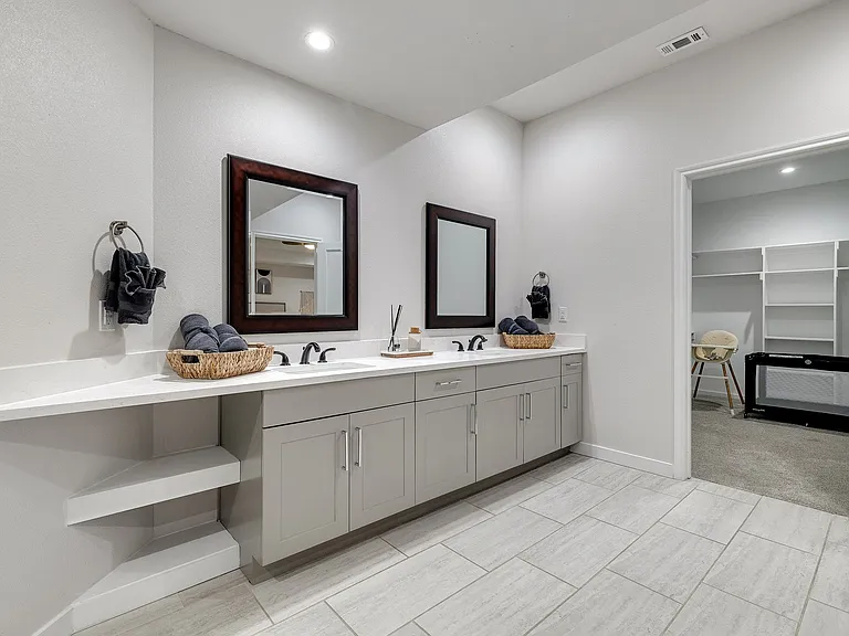 1922 Camden Way — Photo 12
