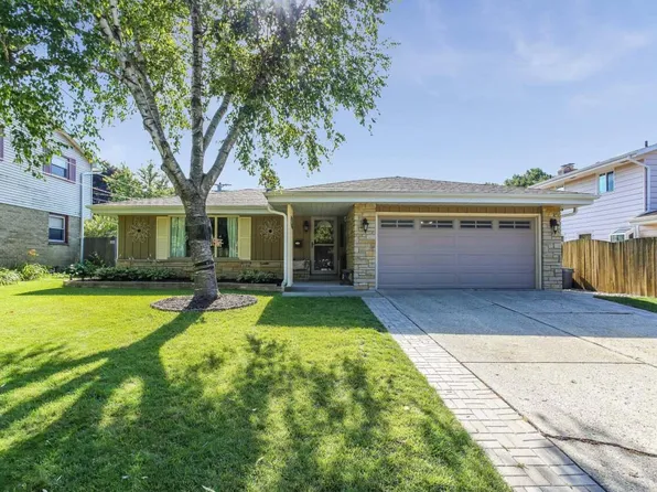 6808 49th ROAD, Kenosha, WI 53142