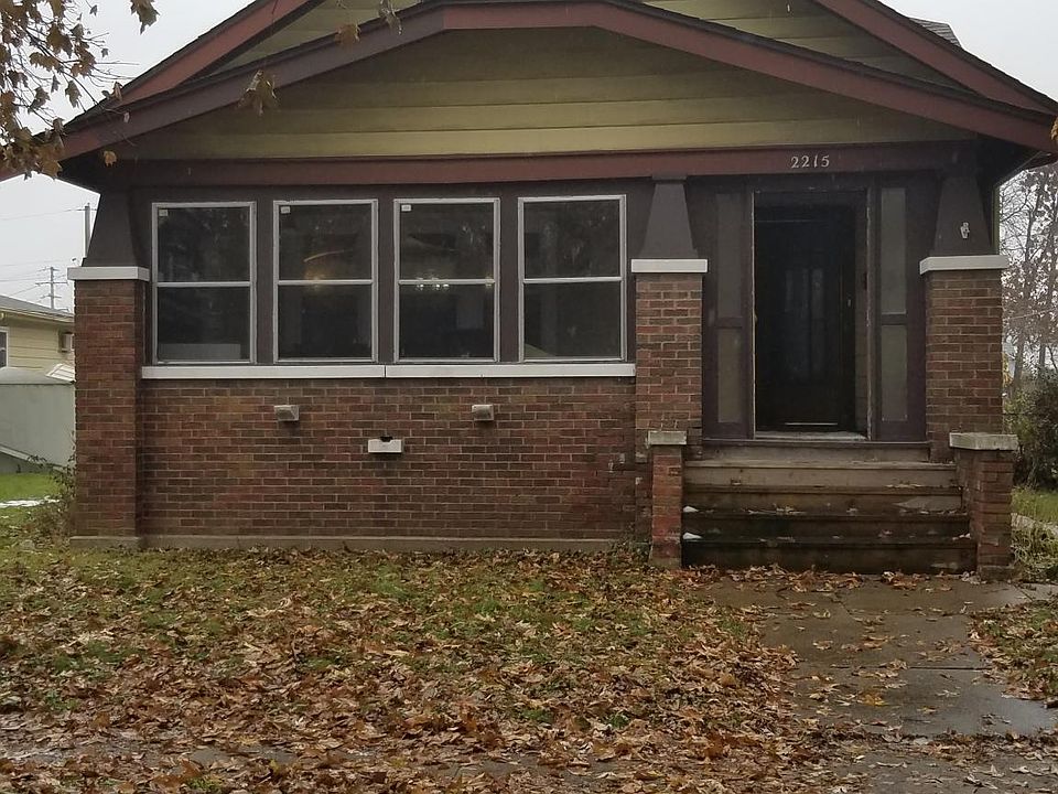 1st image of 2215 S 5th St