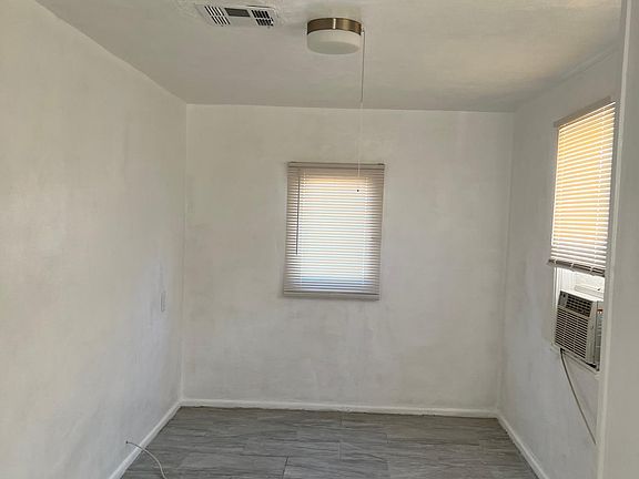 5th image of 3615 S Clark Ave