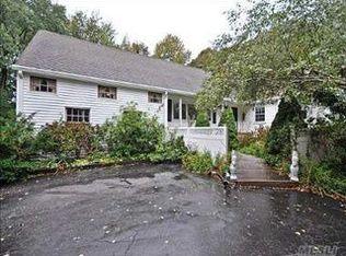 227 Waterside Rd, Northport, NY 11768