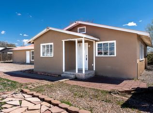 502 Old Hospital Rd N, Espanola, NM 87532