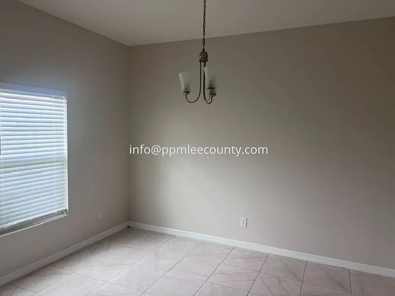 25599 Deep Creek Blvd — Photo 4