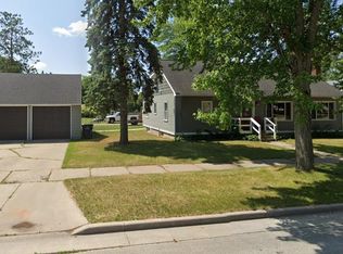 261 Thompson St, Peshtigo, WI 54157