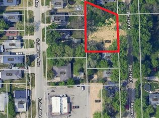 3512 Barcey Ct, Burton, MI 48529