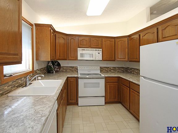 5th image of 6915 Halsey Ct