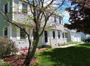 536 Currier Dr, Manchester, NH 03104