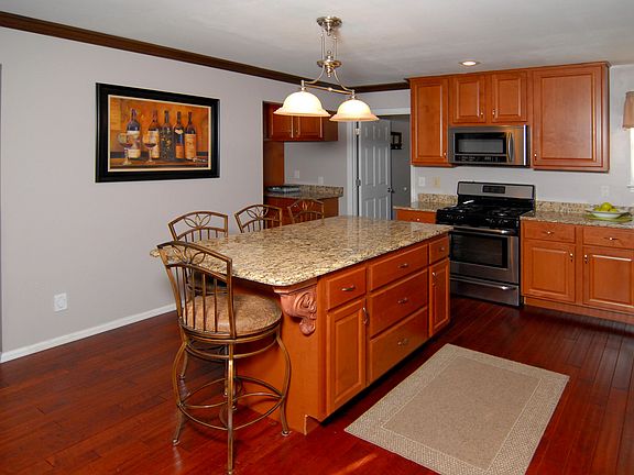 3rd image of 2810 Buckfield Ct