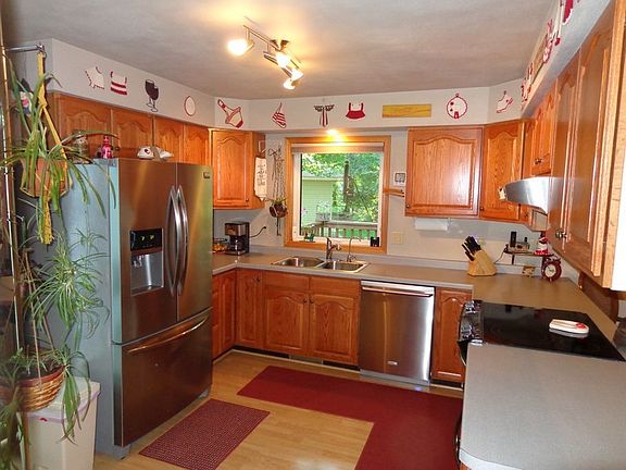 5th image of 2111 E Breezewood Ct