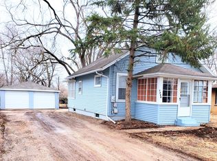 1320 S Broadway Ave, Montgomery, IL 60538