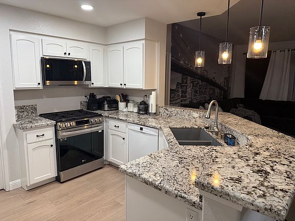 4th image of 6624 Canterbury Dr Unit 103