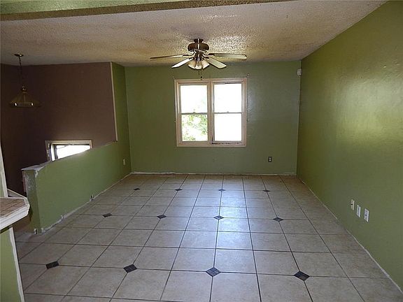 5th image of 1305 E 20th St