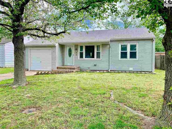 1610 Marland St Hutchinson Ks 67501 Zillow