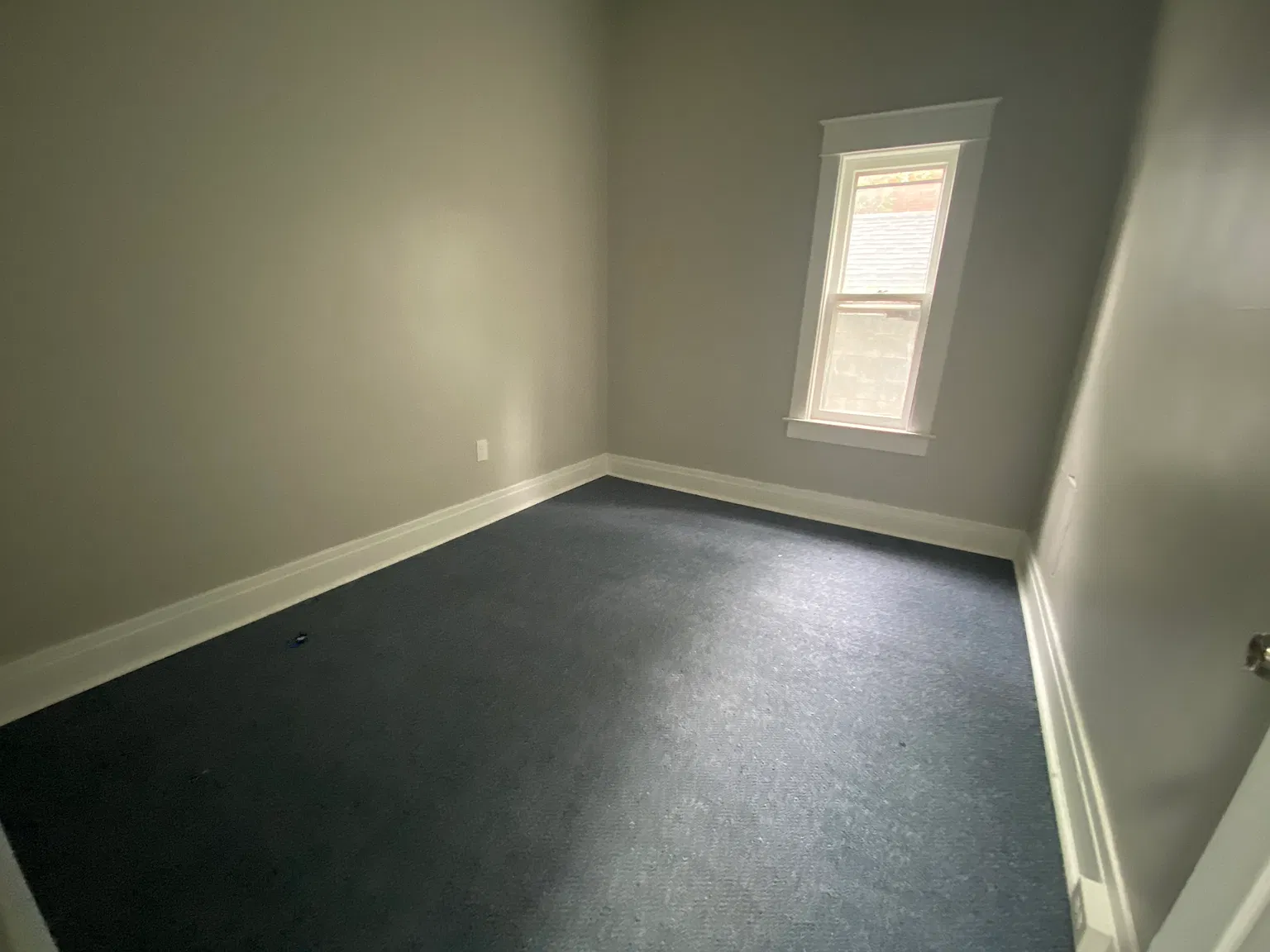 2 bed, 764 sqft, $1,200 — Photo 3