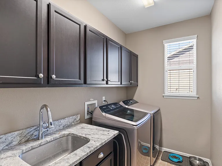 12065 Blakeford St — Photo 14