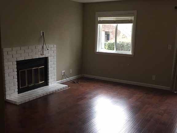 Family room 1