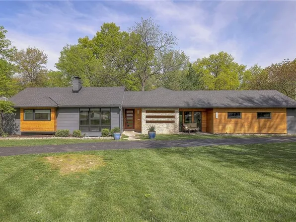 3900 W 58th St, Fairway, KS 66205