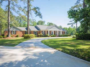 195 Springhill Dr, Tifton, GA 31793