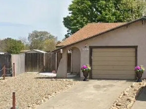 8251 Union House Way, Sacramento, CA 95823