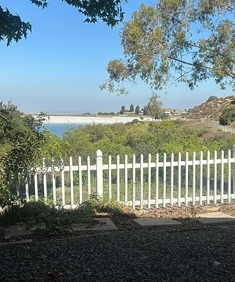 7083 E Shorecrest Dr — Photo 1