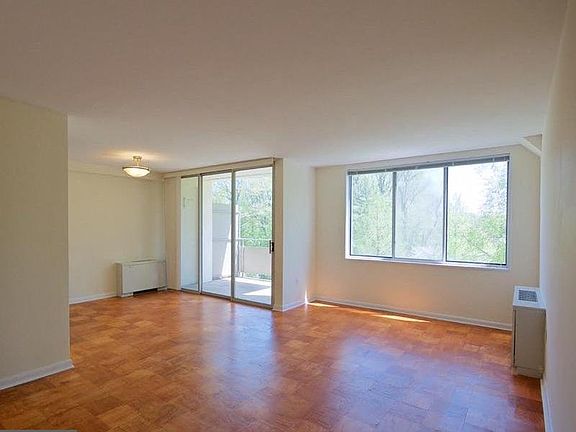 2nd image of 6631 Wakefield Dr APT 315
